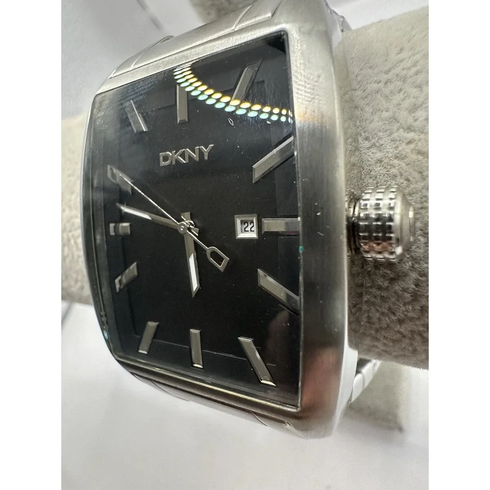 Dkny it has